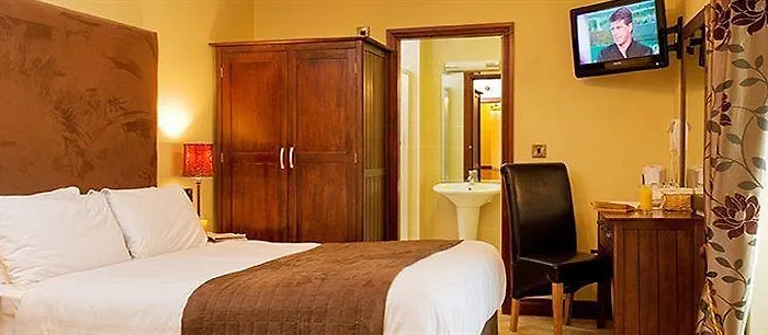 The Wild Atlantic 3* Ballyvaughan